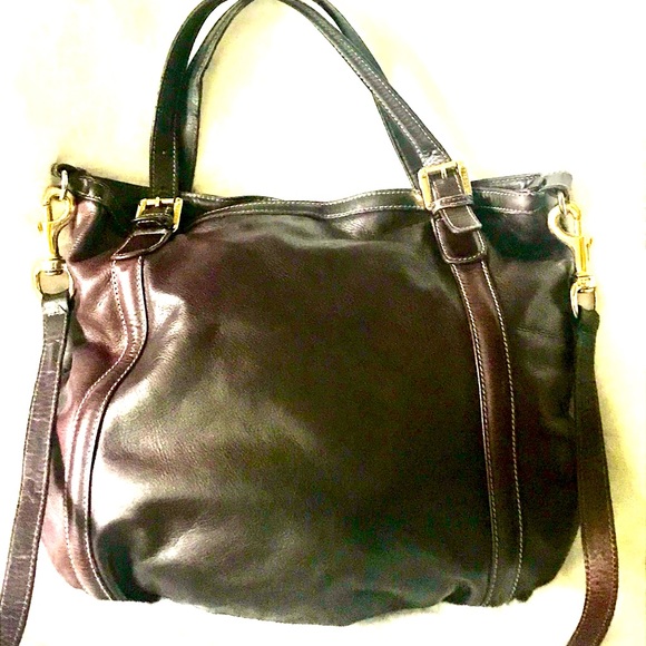 (AUTHENTIC) GUCCI BRITT  Calfskin Tote with Detachable Leather Crossbody Strap - Picture 6 of 10